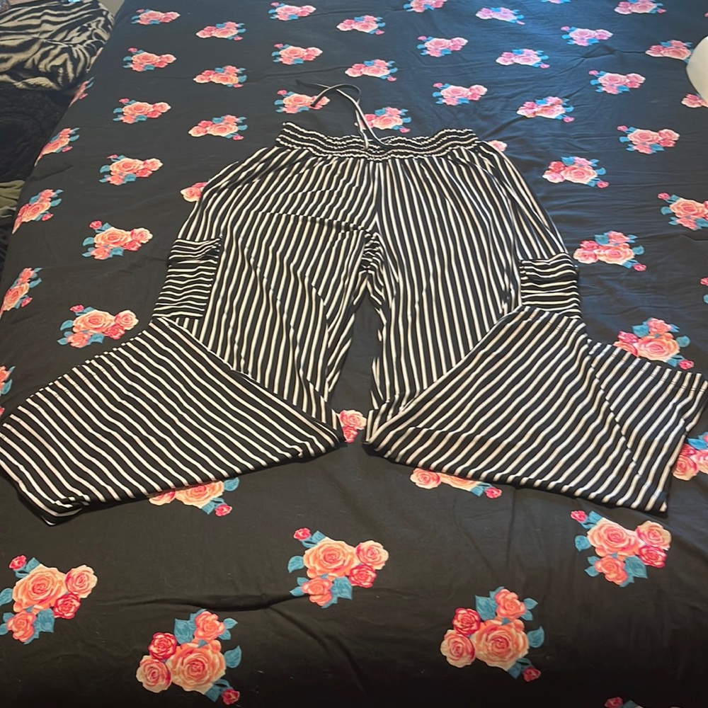 Comfy pin-striped cargo pants